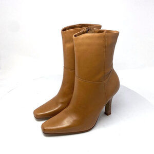 Liza 00’s Leather Boots with stacked wood heel
